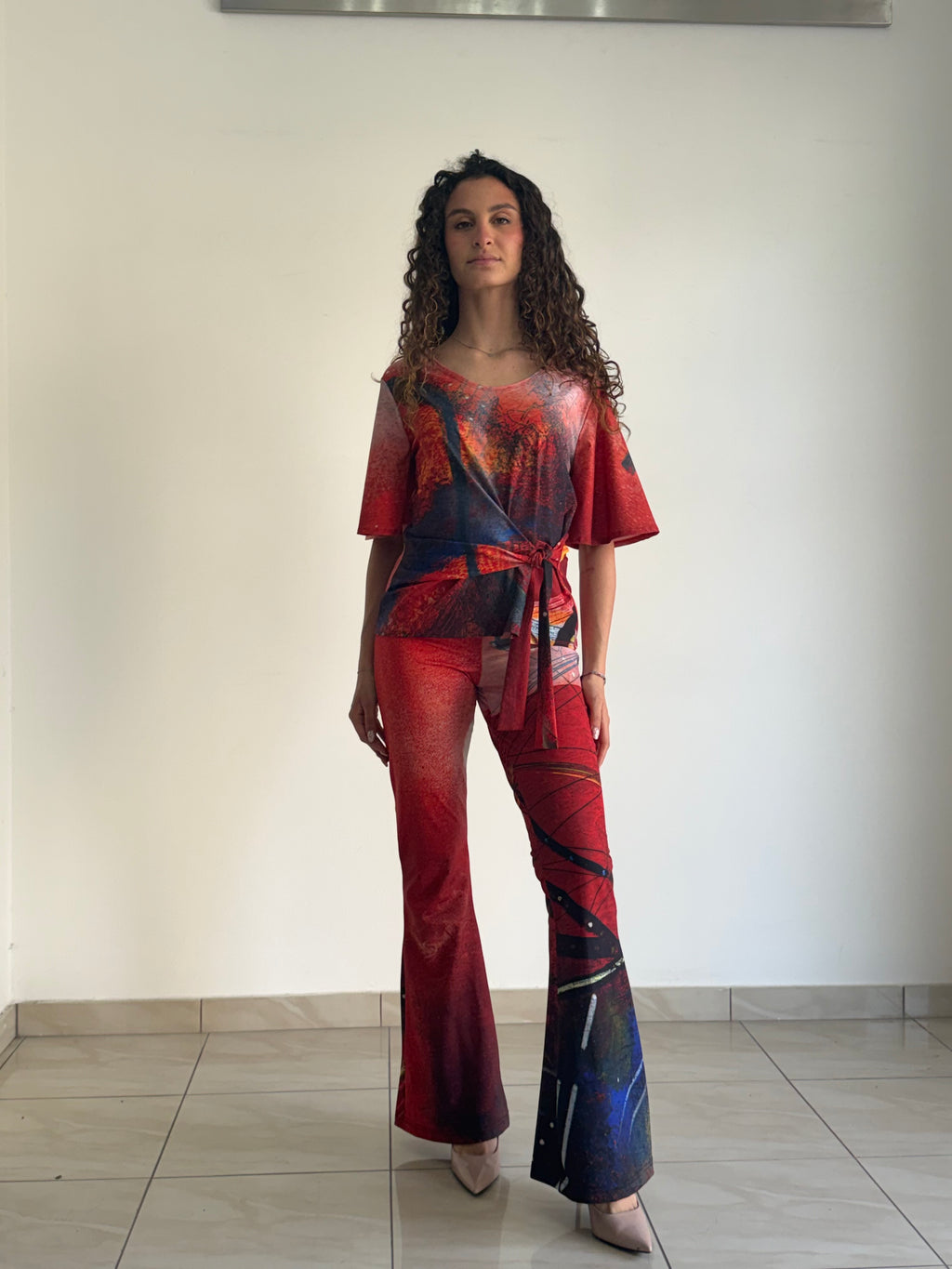 Completo Jersey "Barone" Blusa a Portafoglio e Pantalone a Zampa – Collezione Emozionismo Riflessivo