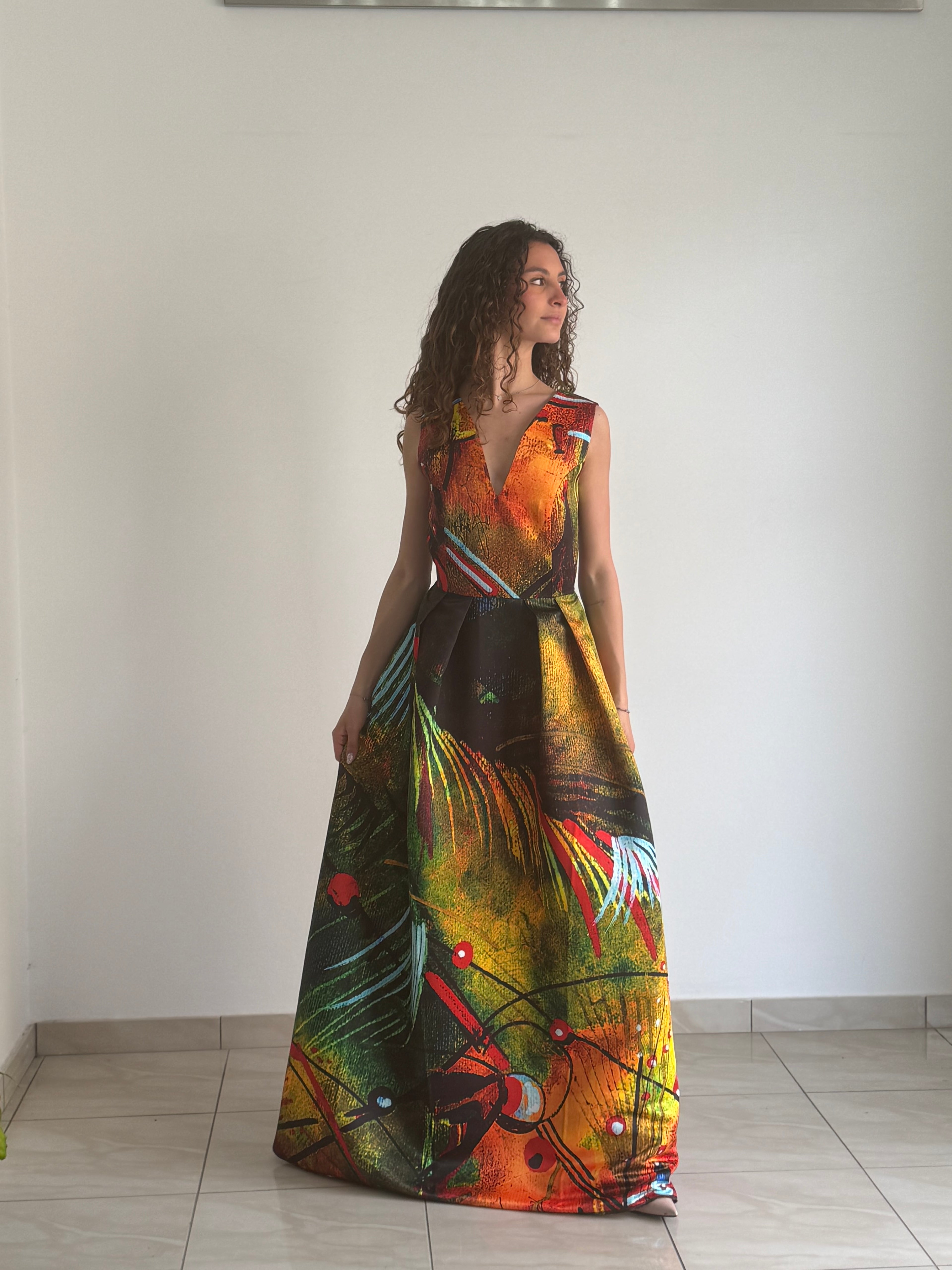 Abito Lungo "Silki" in Satin Misto Seta – Collezione Emozionismo Riflessivo