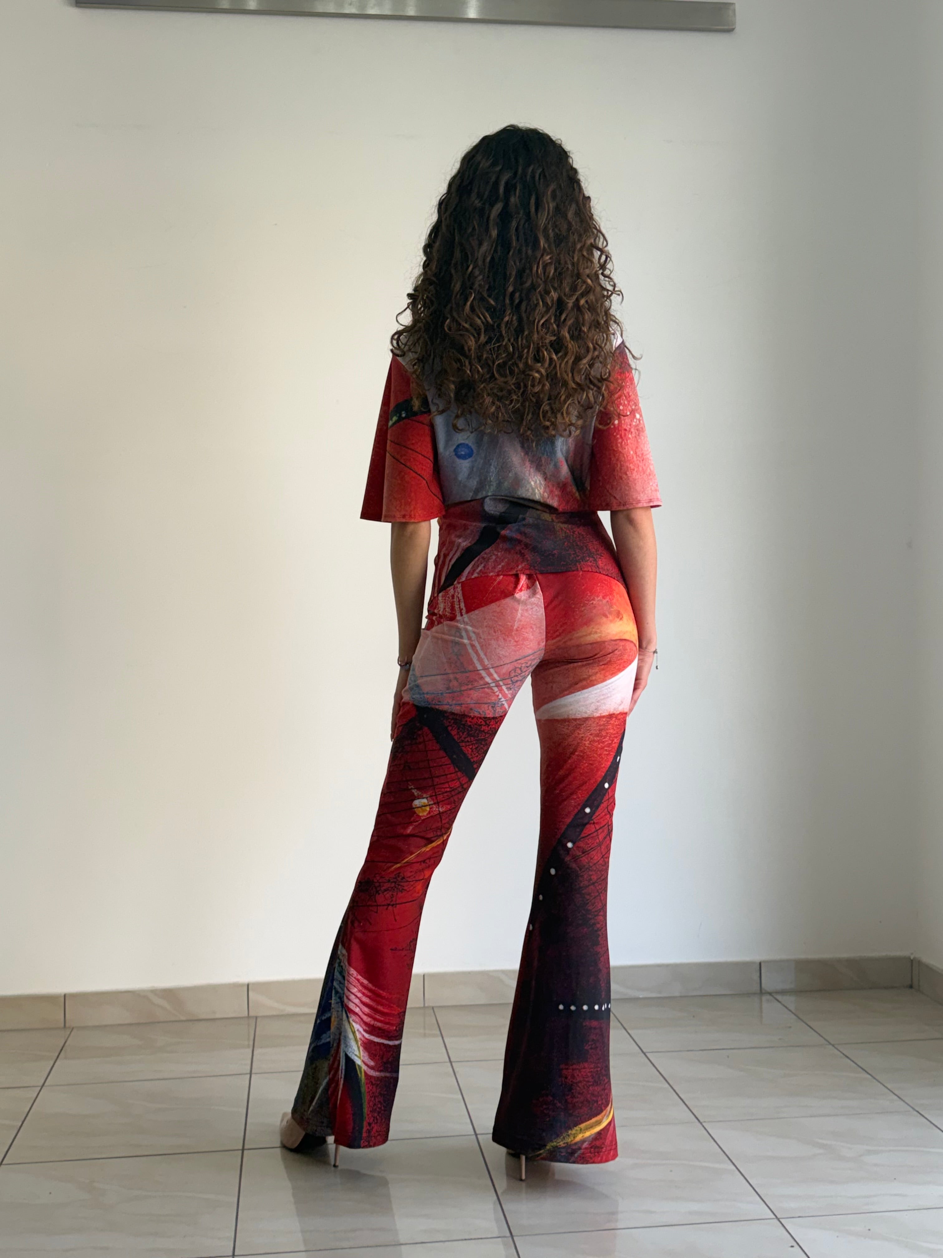 Completo Jersey "Barone" Blusa a Portafoglio e Pantalone a Zampa – Collezione Emozionismo Riflessivo