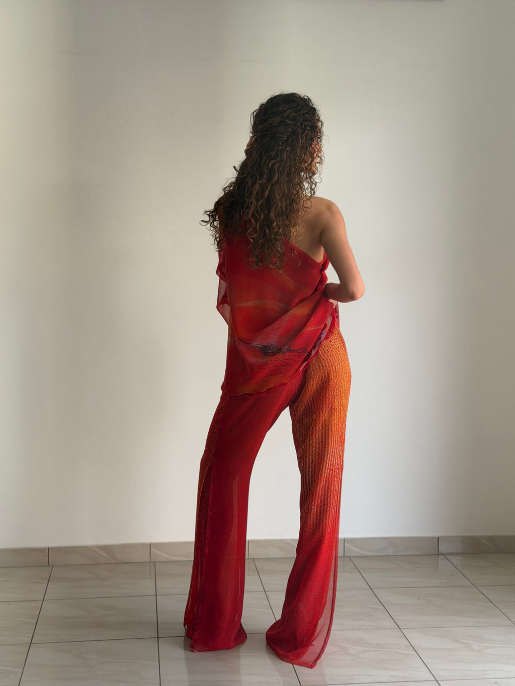 Completo "Giorgetti" in Chiffon di Seta Pantalone e Blusa – Collezione Emozionismo Riflessivo
